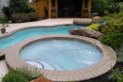 spa attached to pool